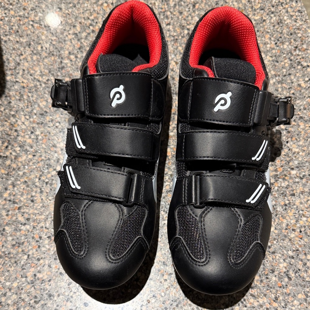 Peloton cycling shoes size 37